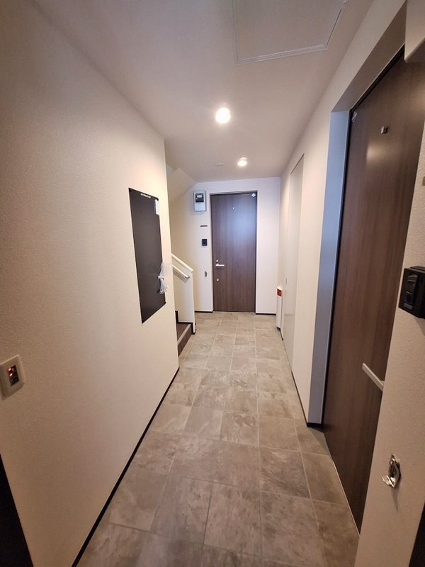 ルクールメゾンのロビー|★HEBEL HAUSのペット共生賃貸マンション★