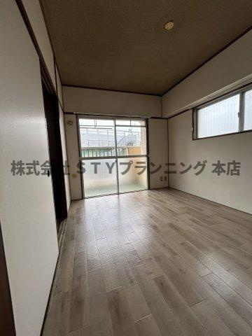 仲介手数料０円！コーポひら野の洋室