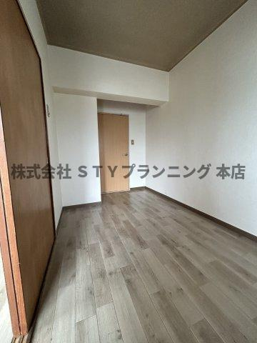 仲介手数料０円！コーポひら野の居間・リビング