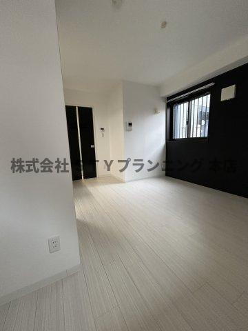 仲介手数料０円！Casa Avenue Okazakiの居間・リビング