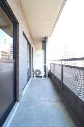 【バルコニー】