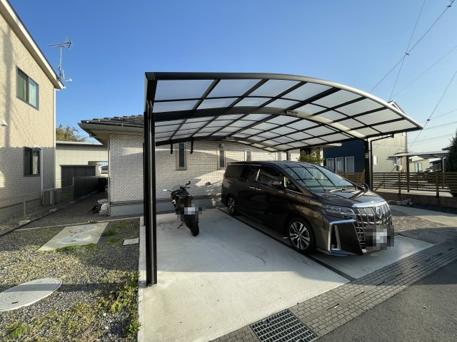 築浅！那須塩原市埼玉　パナソニックホームズ中古平屋建ての駐車場|2台駐車可能な駐車場があります