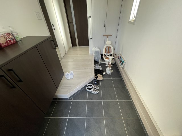 築浅！那須塩原市埼玉　パナソニックホームズ中古平屋建ての玄関|きれいな玄関です