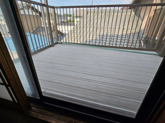 【バルコニー】 | 池州町の小振りな借家 | 広いバルコニーがあります