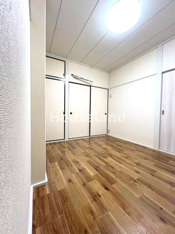 コーポ屋形の洋室