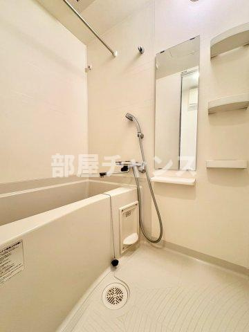 プレサンス大須プライマルの浴室