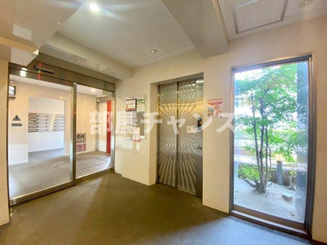 ラヴィール名駅南のロビー