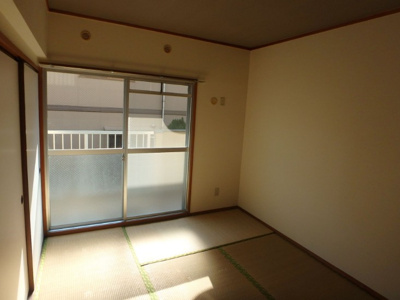 【居間・リビング】 | ホウシュウコーポ篠栗５番館　★プライスホームなら仲介手数料が割引価格です★