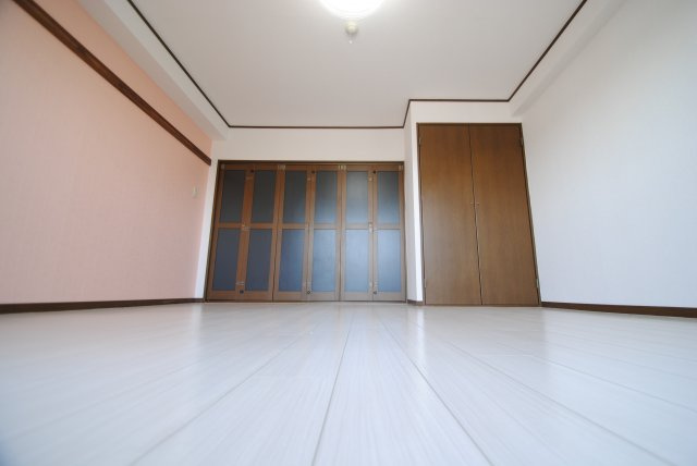 クラウンⅡ津福の内装|内装イメージ：同物件別室