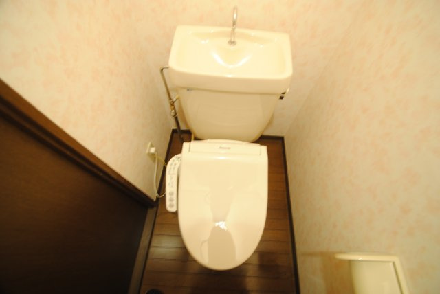 クラウンⅡ津福のトイレ|内装イメージ：同物件別室