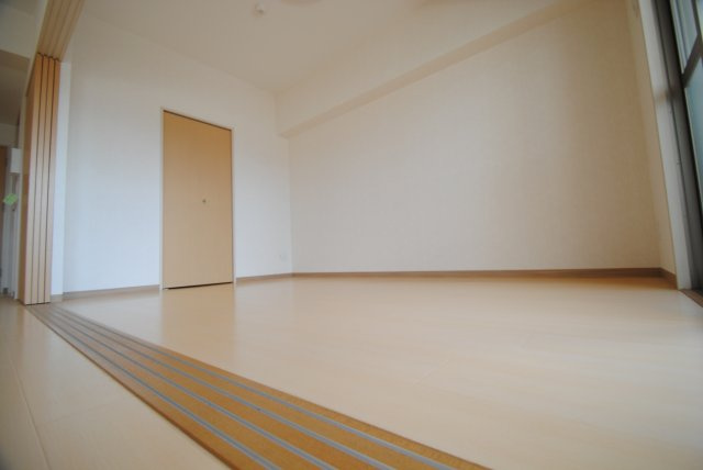 フェリス久留米シティの洋室