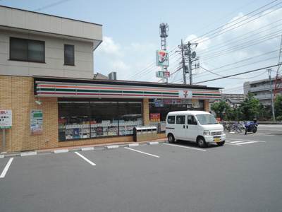 セブン-イレブン 東川口４丁目店まで210ｍ