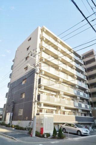 外観（鉄筋コンクリート造７階建てマンション）