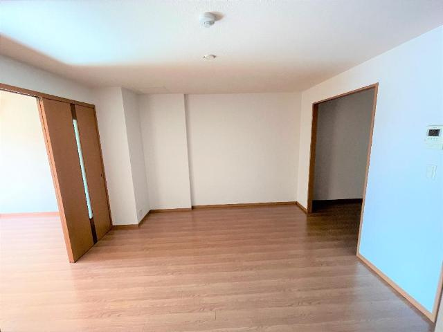 Ｓol y luna　（ソル　イルナ）の居間・リビング|リビング