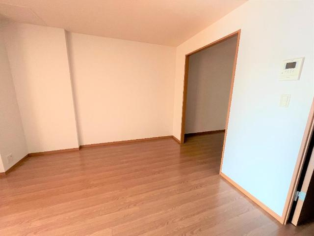 Ｓol y luna　（ソル　イルナ）の居間・リビング|リビング