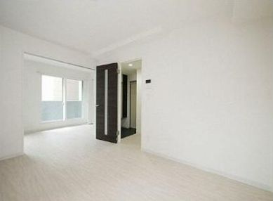 【居間・リビング】 | メニーズコート東屯田通