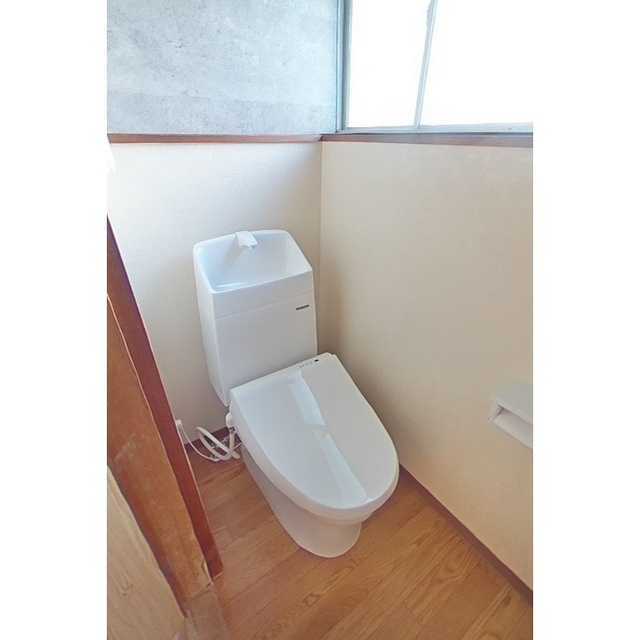 本巣市上真桑の一戸建てのトイレ