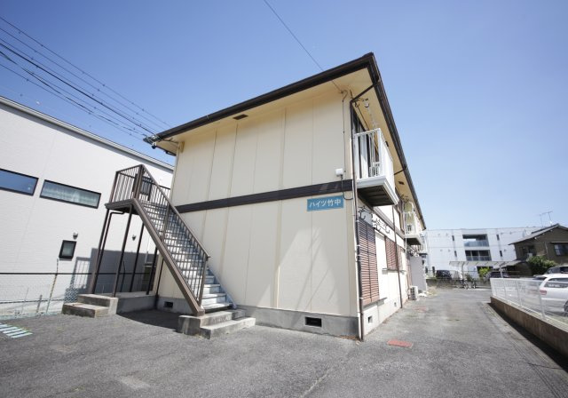 ハイツ竹中の外観