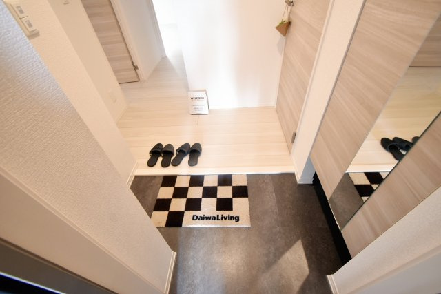 クラシスト甲子園一番町Ⅰの玄関