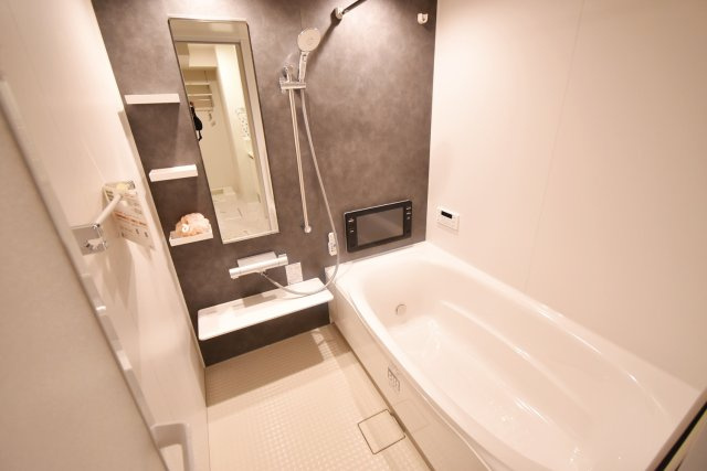 クラシスト甲子園一番町Ⅰの浴室