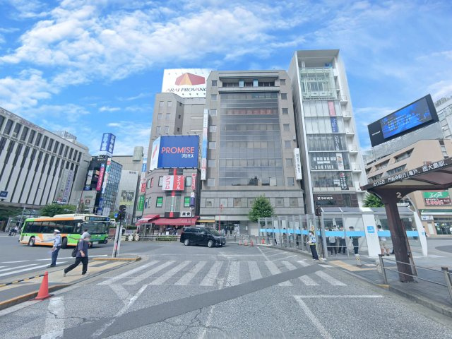 KS15ビルの外観