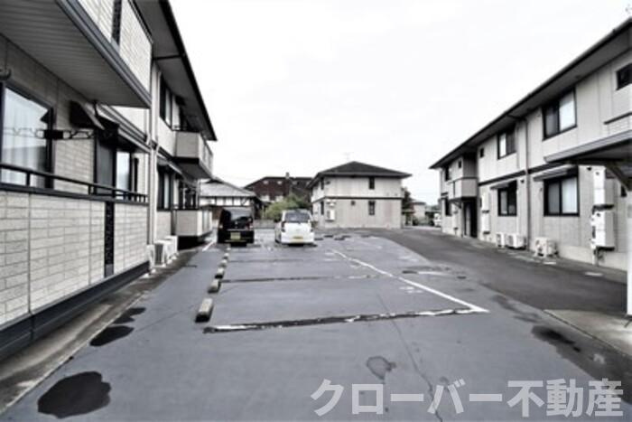 やすらぎの家 B棟の駐車場|駐車場