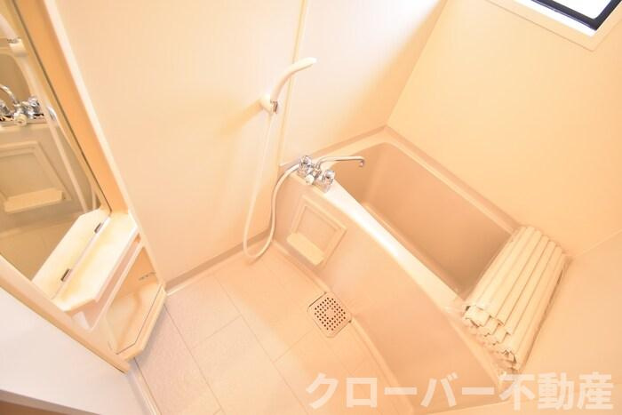 やすらぎの家 B棟の浴室|浴室