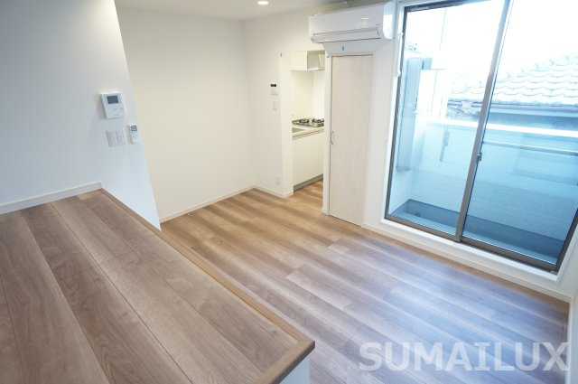 熊本市北区弓削５丁目のアパートの居間・リビング