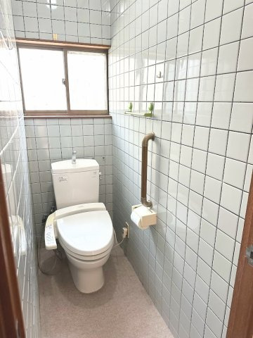 中古住宅　小瀬南2丁目のトイレ