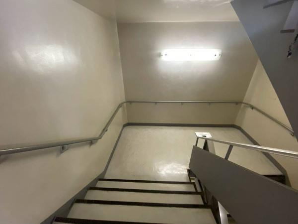 田辺市下屋敷町　ビル