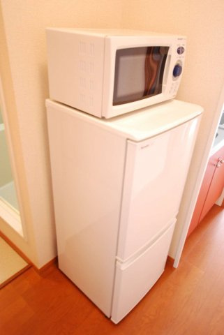 レオパレス弘法のその他|冷蔵庫・電子レンジ