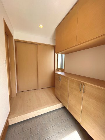 【玄関】 | 津市夢が丘１丁目