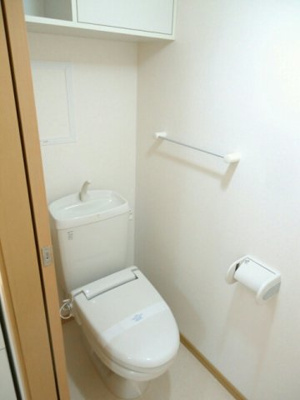 【トイレ】 | サンフレスト | 落ち着いたトイレです