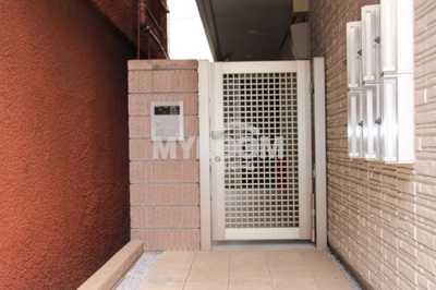 【エントランス】 | シャーメゾン早稲田 | エントランス