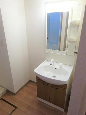 【洗面所】 | クレストール脇田 | 洗髪洗面化粧台