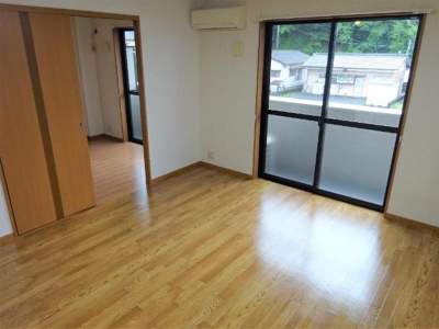 【居間・リビング】 | クレストール脇田 | リビング