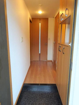 【玄関】 | クレストール脇田 | 玄関