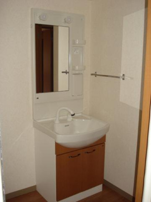 【洗面所】 | コンフォール・せいら | 洗髪洗面化粧台