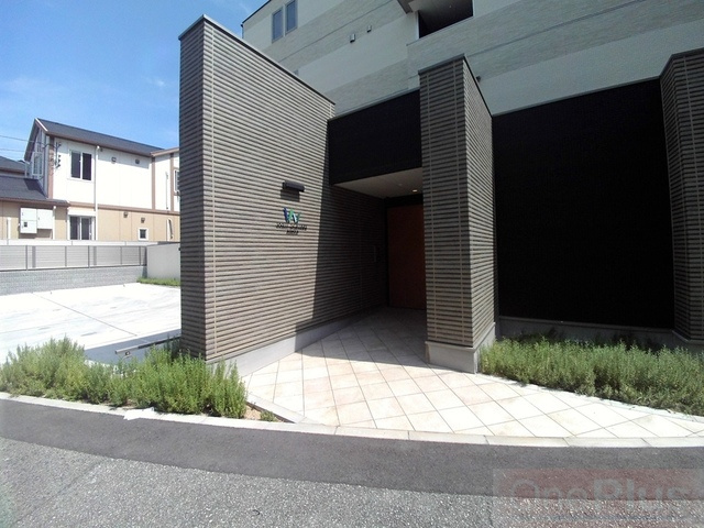 ウェルスクエア芦屋のエントランス