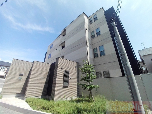 ウェルスクエア芦屋の外観