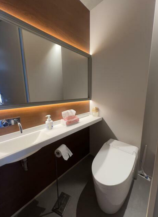 原４丁目　売店舗戸建てのトイレ