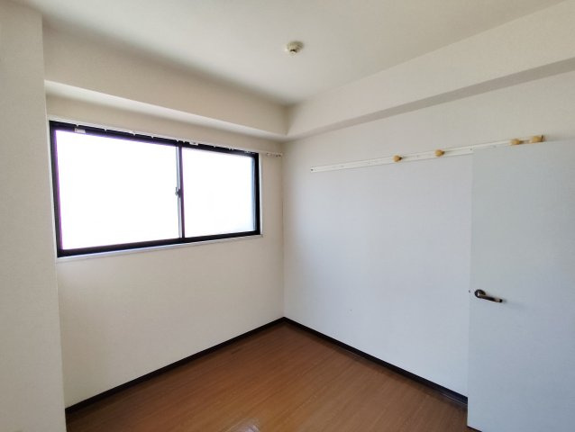 フォルテーヌ大杉の洋室