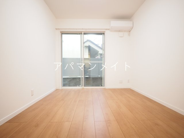 【寝室】 | ダイヤモンドヒルズ横浜矢部町 | 明るい雰囲気のお部屋です