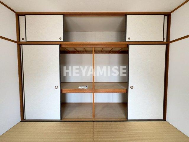 コート山椿の収納