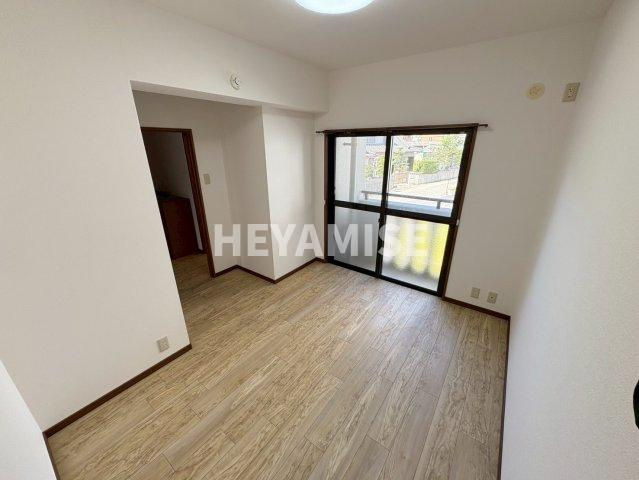 コート山椿の洋室