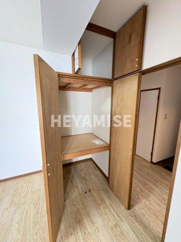 コート山椿の内装