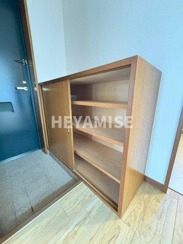 コート山椿の収納