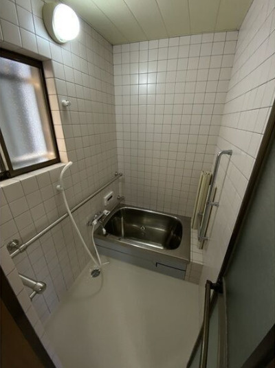 田中町３丁目貸家の浴室