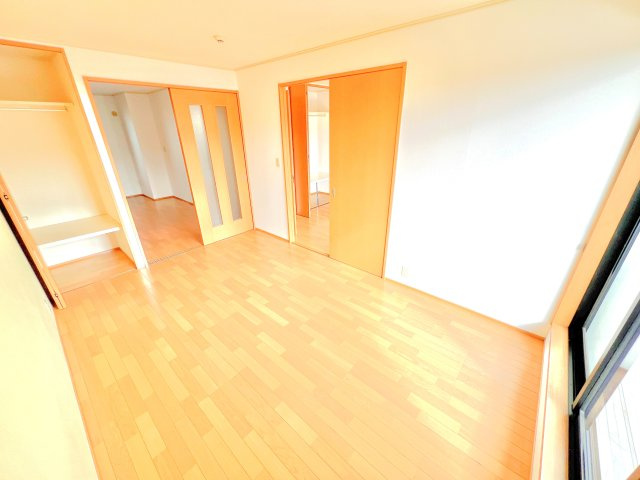 ハイムフローラの洋室