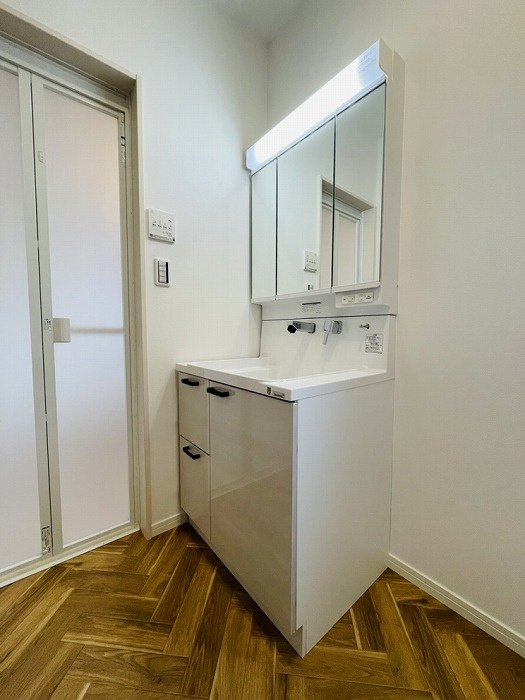 豊田市市木町10丁目の独立洗面台